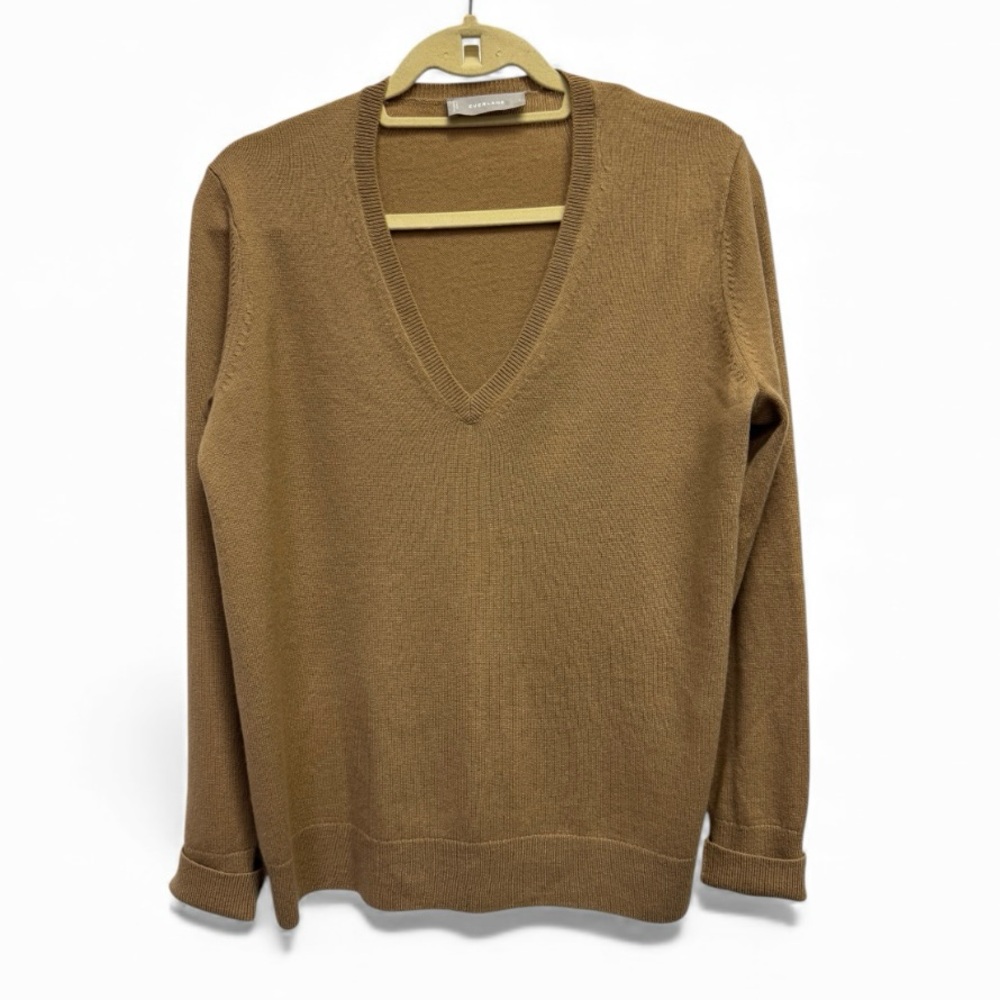 Everlane Tan V-Neck Cashmere Sweater Women’s Large